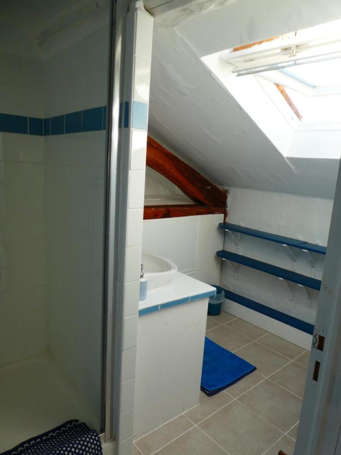 Les Chambres Du Ladoux Sencenac-Puy-de-Fourches 外观 照片
